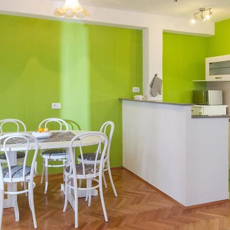 Vega Apartments Podgora Exteriér fotografie